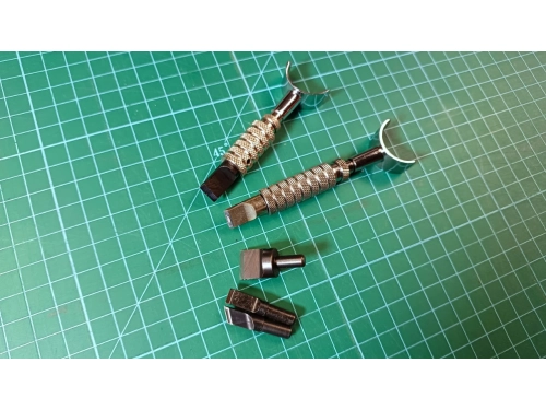 Swivel knife - nóż do wycinania wzorów na skórze naturalnej
